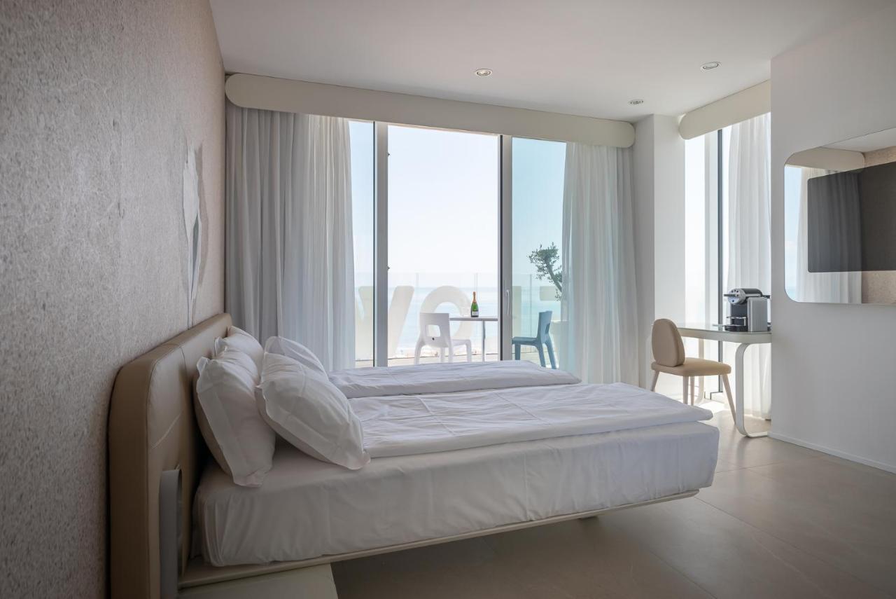 Unico Hotel Каорле Екстериор снимка