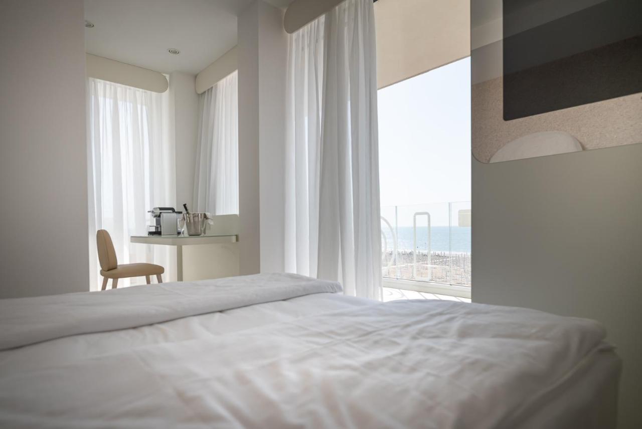 Unico Hotel Каорле Екстериор снимка