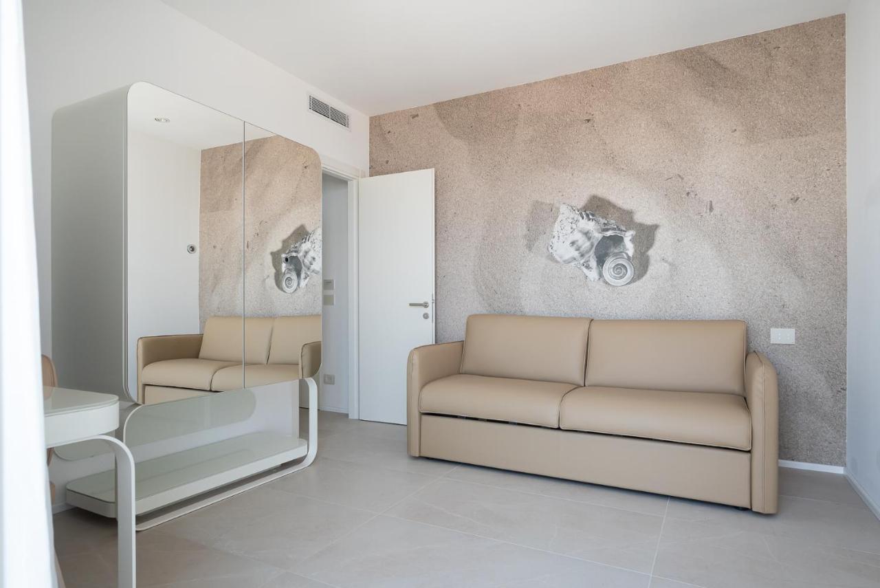 Unico Hotel Каорле Екстериор снимка